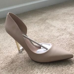 Also size 9 heel- never worn